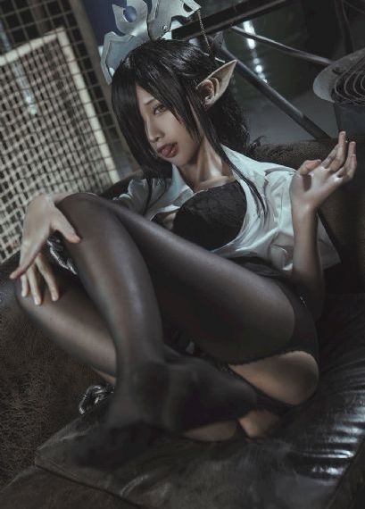 年轻的妻子在线观看_BD国语电影完整版
