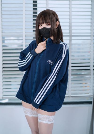 打烊后仅剩两个人的沙龙_BD英语视频大全