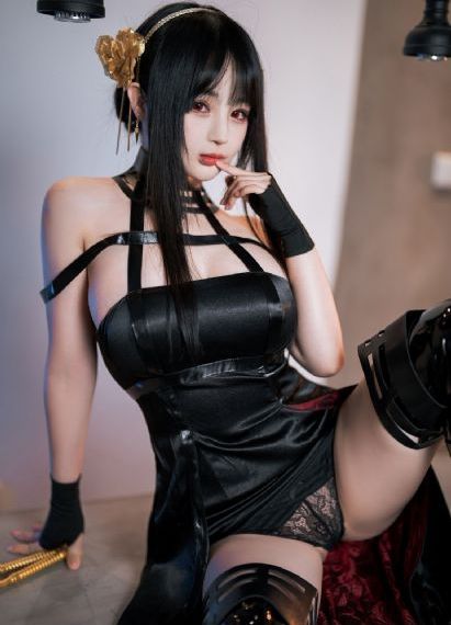 魔女最终还是和客人在一起_大片在线观看